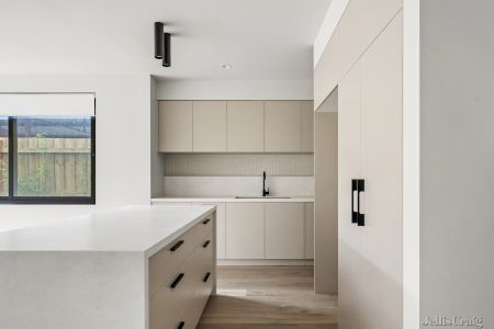 205A Mitchell Street, Northcote - Photo 2