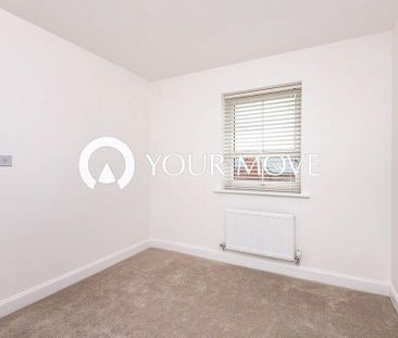 3 bedroom end of terrace house to rent - Photo 4