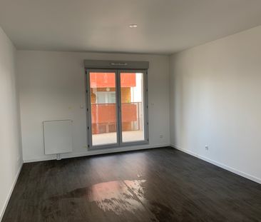 Location Appartement 2 pièces 40m² ST JEAN DE BRAYE 45800 - Photo 1