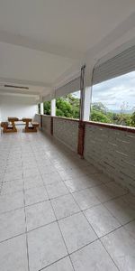 Le Robert - Bas de villa - F3 Bis - Photo 4