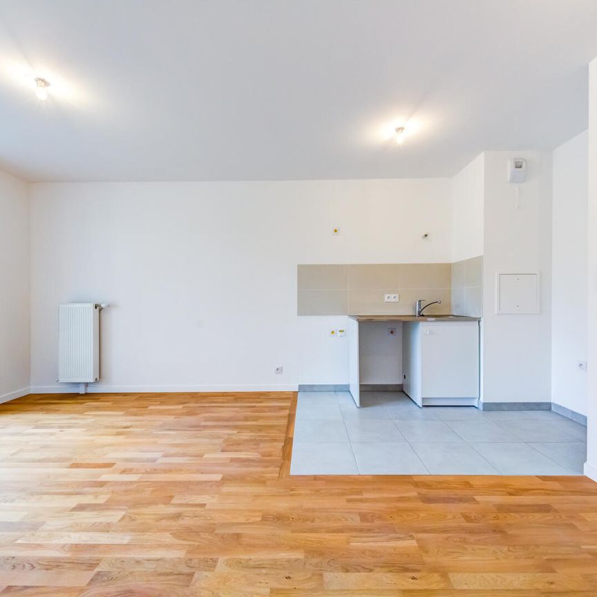 location Appartement T2 DE 36.7m² À VILLIERS SUR MARNE - Photo 1