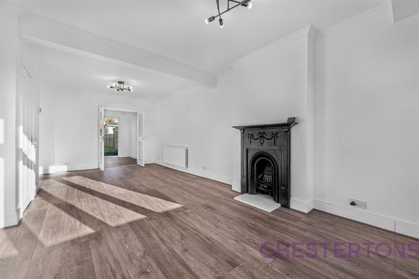 3 bedroom semi-detached house to rent - Photo 1