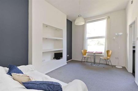 Coningham Road, Shepherd's Bush, W12 - Photo 2