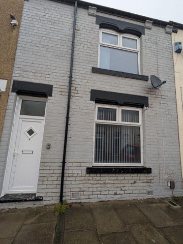 2 bedroom terraced house to rent - Photo 4