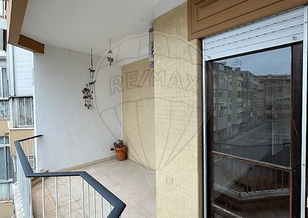 Apartamento T3 em Lisboa