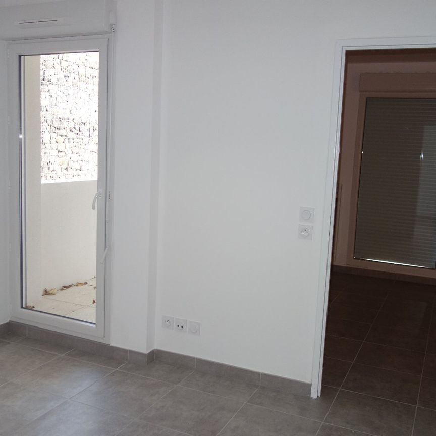 Location Appartement 2 pièces 38m² MONTPELLIER 34000 - Photo 1