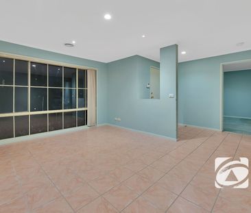 THREE BEDROOM HOME IN COURT LOCATION - Photo 1