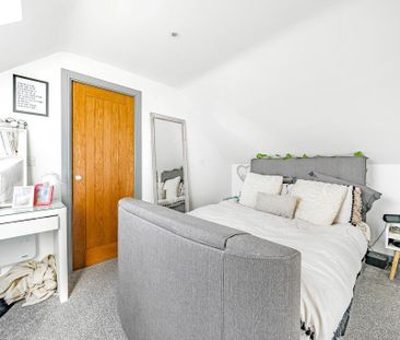 4 bedroom semi-detached bungalow to rent - Photo 6