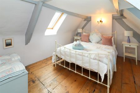 18684354, Captains Cottage, Bude Street, Appledore - Photo 5