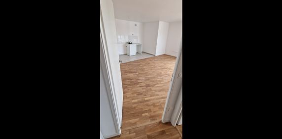 Location Appartement 2 pièces 50 m² Chennevières-sur-Marne - Photo 2