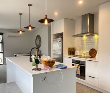 Coastal Elegance - Photo 6