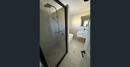 GATED COMMUNITY! PRIVATE AND SECURE! A GREAT LIFESTYLE AWAITS! - Photo 4