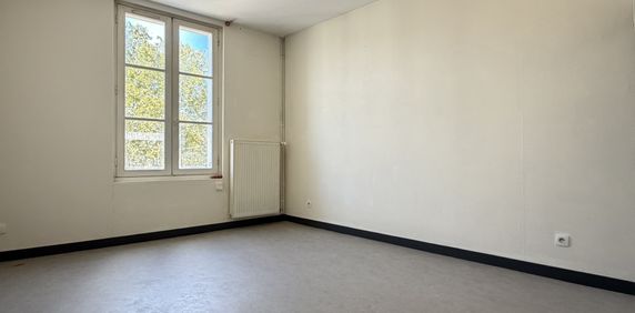 Location Appartement 2 pièces 38m² POITIERS 86000 - Photo 2