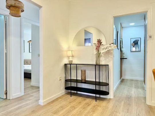 Plaza de Doña Trinidad, Málaga, Andalusia 29007 - Photo 1