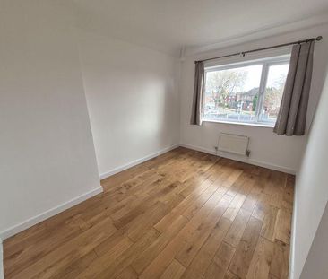 3 bedroom semi-detached house to rent - Photo 3