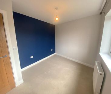 2 bedroom terraced house to rent - Photo 6