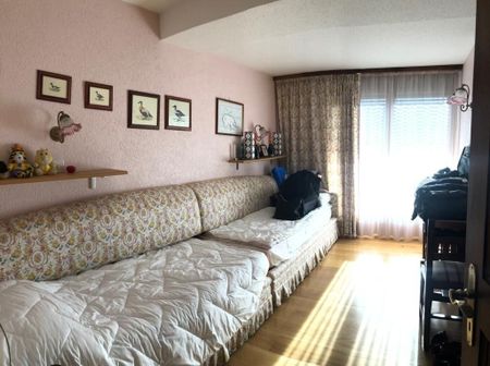 Spacious 3'5 room apartment at the foot of the slopes - Photo 2
