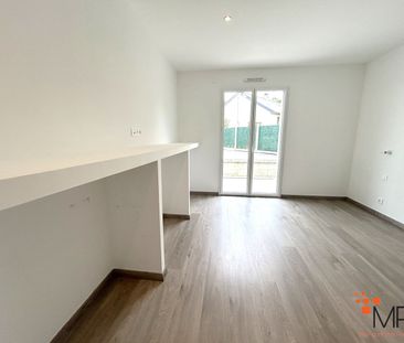 Location Maison 5 pièces 103m² - Photo 2