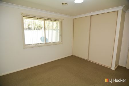 MODERN 3 BEDROOM DUPLEX - Photo 4