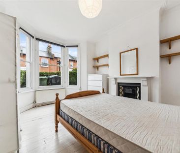 4 bedroom terraced house to rent - Photo 1
