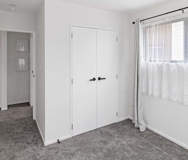 3 bedroom home in Pakuranga! - Photo 1