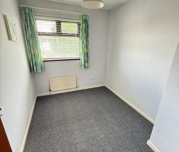 33 Coolsythe Walk, Randalstown, BT41 3EB - Photo 4