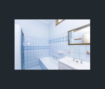 73 Wilson St, Brunswick, Vic 3056 - Photo 2