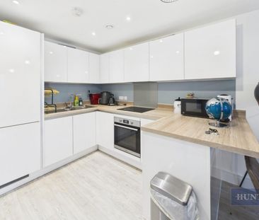 1 bedroom Flat To Let - Photo 5