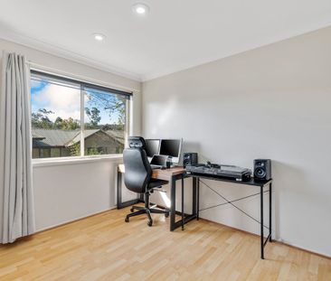 Low Maintenance & Easy Living - Photo 2