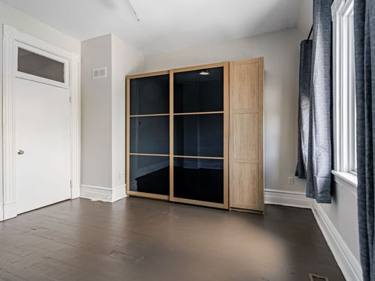 For Lease - 543 Queen Street Unit# 3, Toronto, Ontario - Photo 1