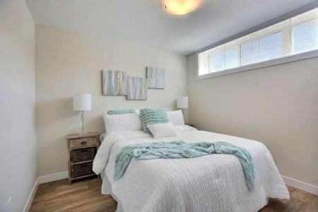 162/168 Chuka - 168 Chuka Eastbrook Chuka Townhouses — 2901 Chuka Blvd Lower Suite - AF - Photo 5