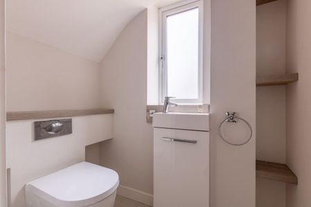 2 bedroom end of terrace house to rent - Photo 5