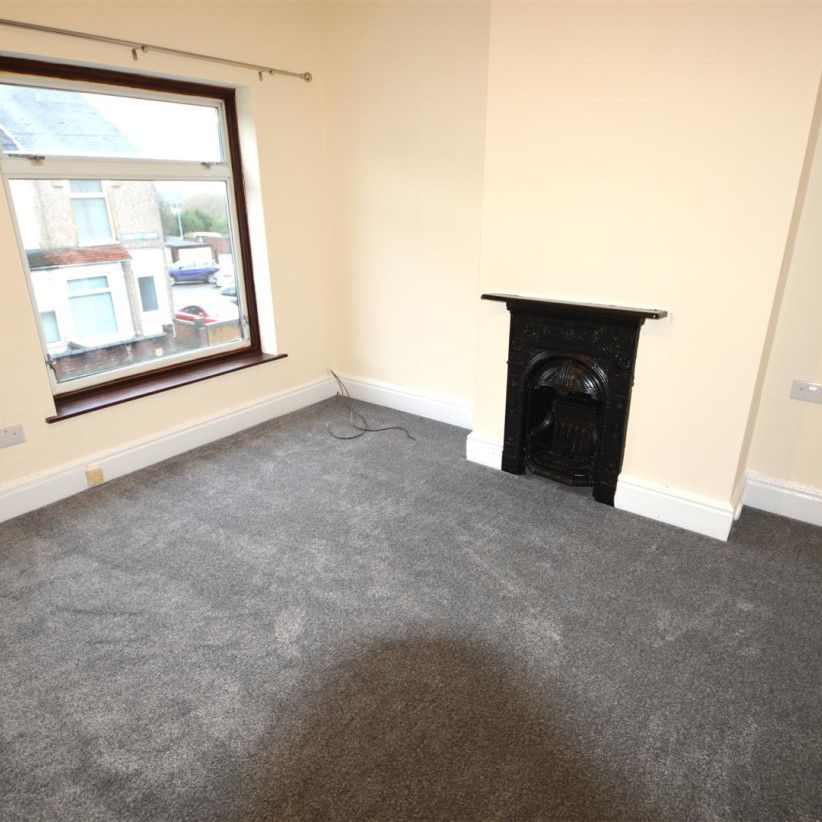 3 bedroom house - terraced to rent - Photo 1