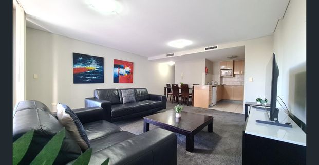 CALL TO BOOK PRIVATE INSPECTION! - LARGE 2 BEDROOM - Fully Furnished & Equipped with all appliances, crockery, cookware, utensils, linen and more! - Photo 1