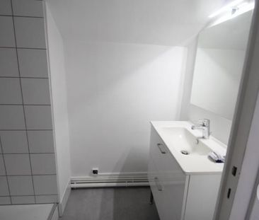 Location Appartement 2 pièces 43m² GANNAT 03800 - Photo 6