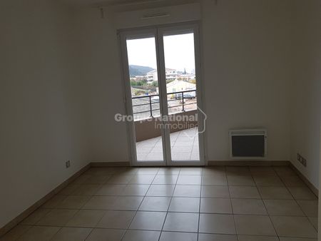 Appartement Le Luc 2 pièce(s) avec terrasse et place de parking privative, - Photo 5