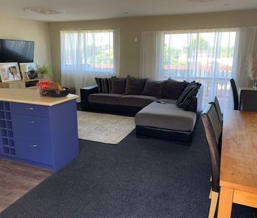 Situated in what is quickly becoming one of Hamilton's most sought ... - Photo 2