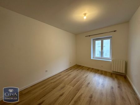Location Appartement 4 pièces 112m² PONT DE CHERUY 38230 - Photo 2