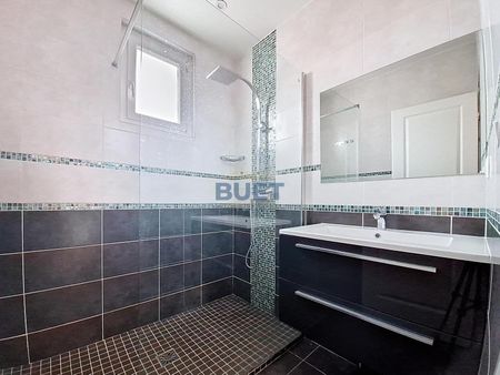 A LOUER - Appartement SECTEUR FAC T4 située BOULEVARD ... - Photo 5