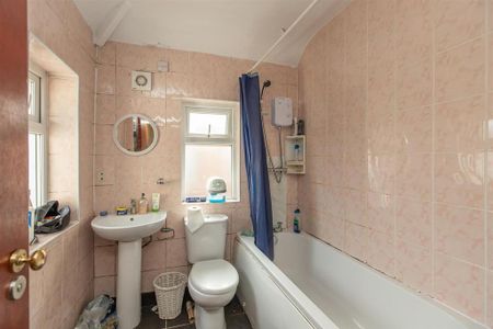 5 bedroom house to rent - Photo 3
