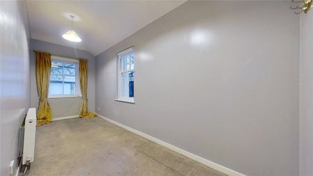 3 bedroom link detached house to rent - Photo 4