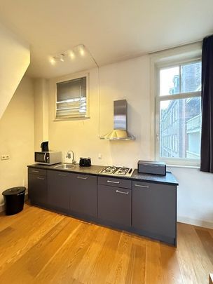 Te huur: Appartement Toldwarsstraat 5 B in Amsterdam - Photo 1