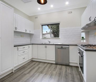 3 Bedroom Home Close to Albury CBD - Photo 3