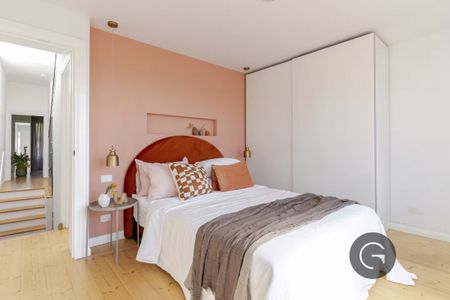 Fully Furnished Terrace With Direct City views - Photo 3