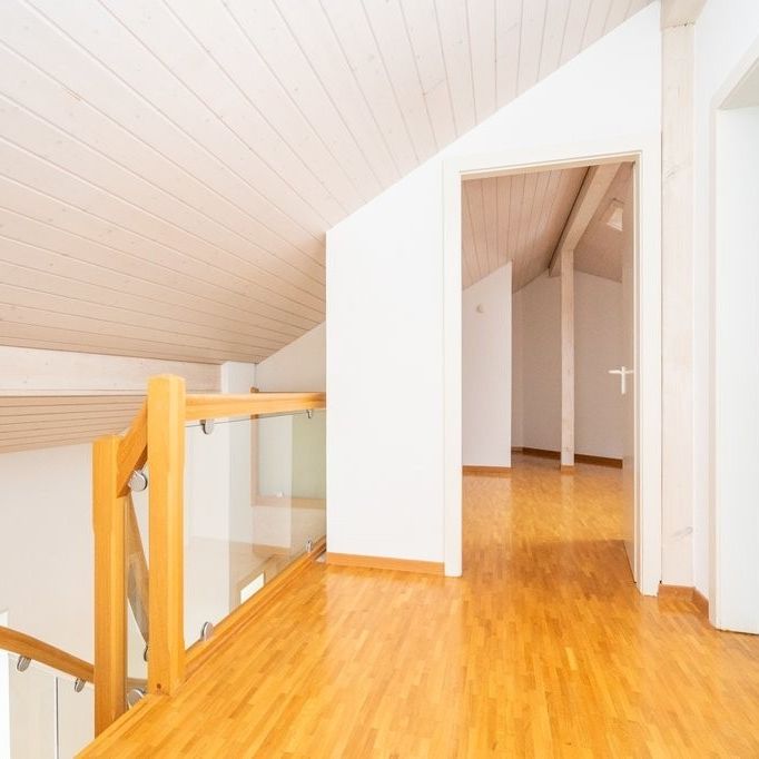 Rent a 4 ½ rooms apartment in Fribourg - Photo 1