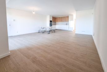 Moradia T3 Duplex para Arrendamento Anual em Algoz