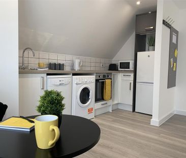 Studio to rent - Photo 4