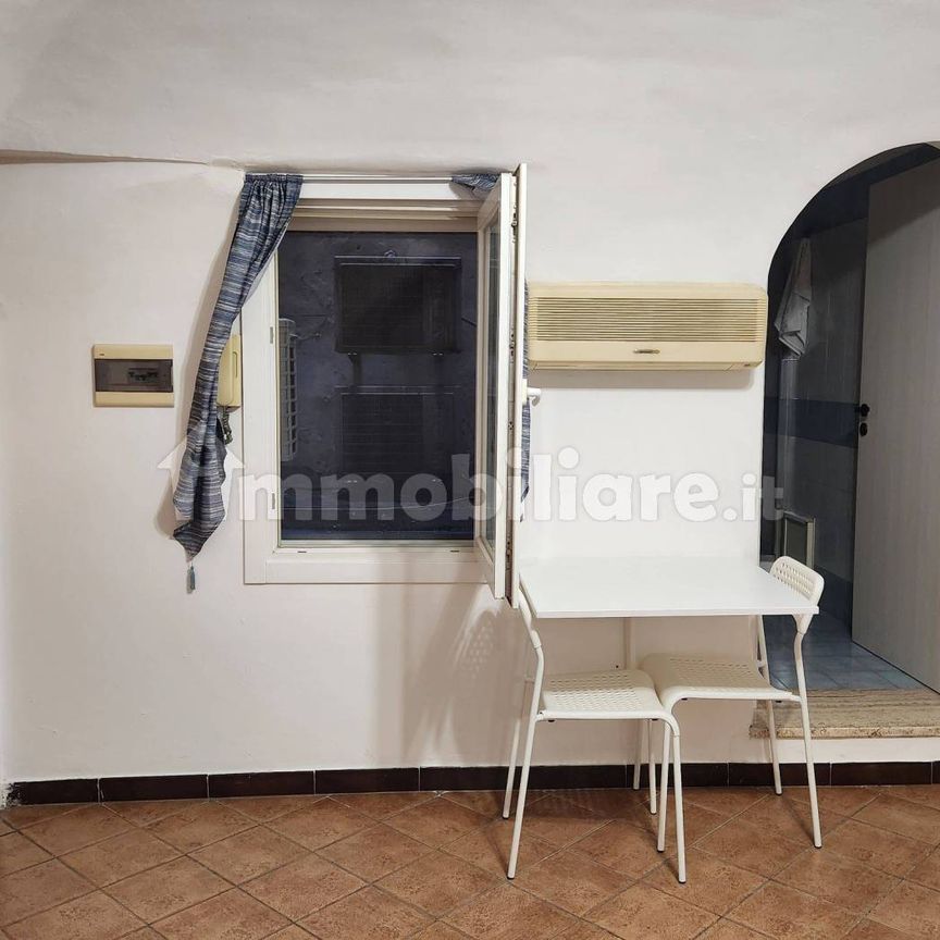 Monolocale via Ugo Bassi 66, Borgo Vecchio, Palermo - Photo 1