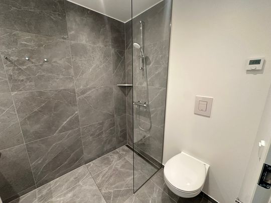 Moderne 3-værelses lejlighed i Stigsborg med altan og tagterrasse - Photo 1