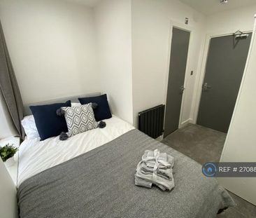 1 bedroom in a house share to rent - Photo 5